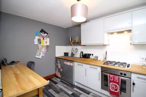 Kitchen- click for photo gallery